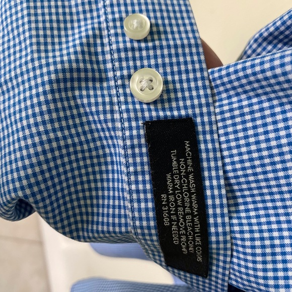 Men’s short-sleeve button down shirt. Size L. - Picture 4 of 4